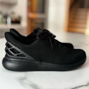 Kids Black KIZIK Anaheim Shoes